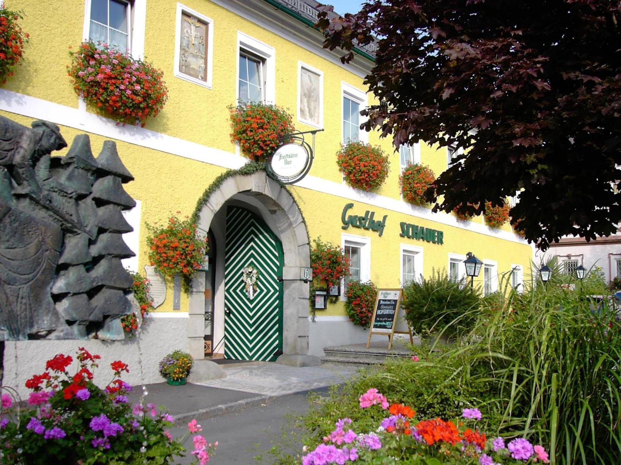 Hotel Gasthof Schauer Waldhausen im Strudengau Exterior foto